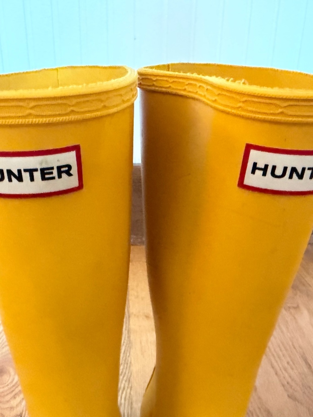 Hunter Original Kids' Classic Rain Boot in Yellow (Little Kid/Big Kid Size US 1) - Picture 4 of 11